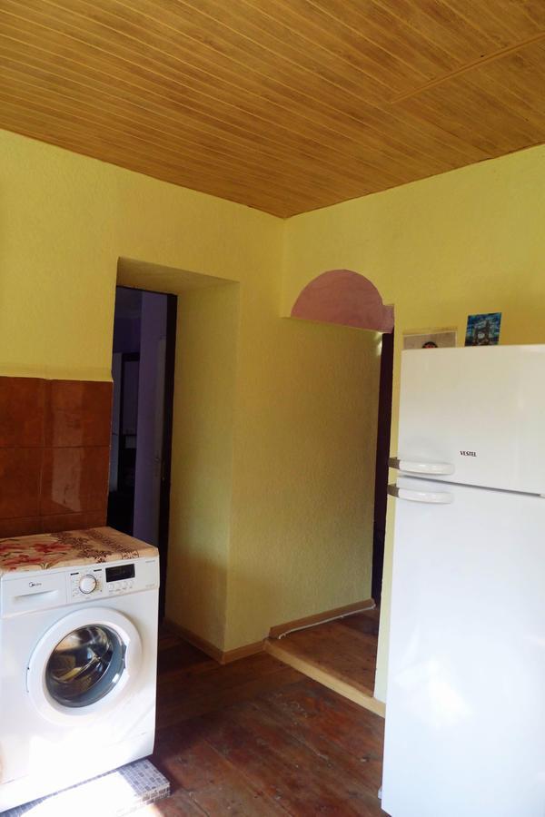 Sunny Guesthouse Kazbegi Exterior foto